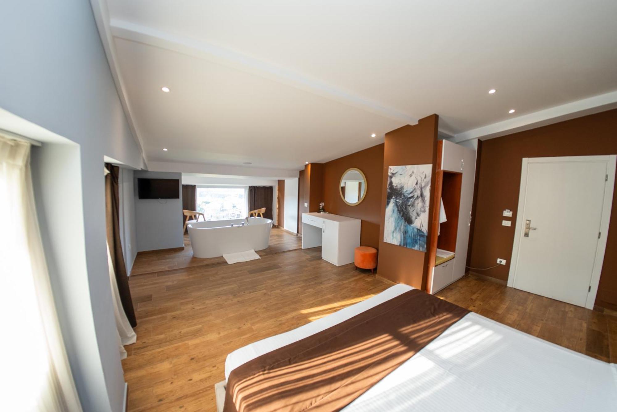 Olivar Hotel Tirana Selitë e Vogël Εξωτερικό φωτογραφία