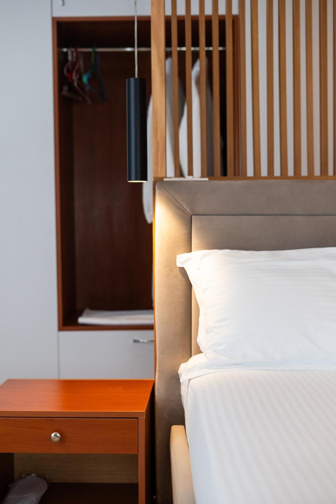 Olivar Hotel Tirana Selitë e Vogël Εξωτερικό φωτογραφία