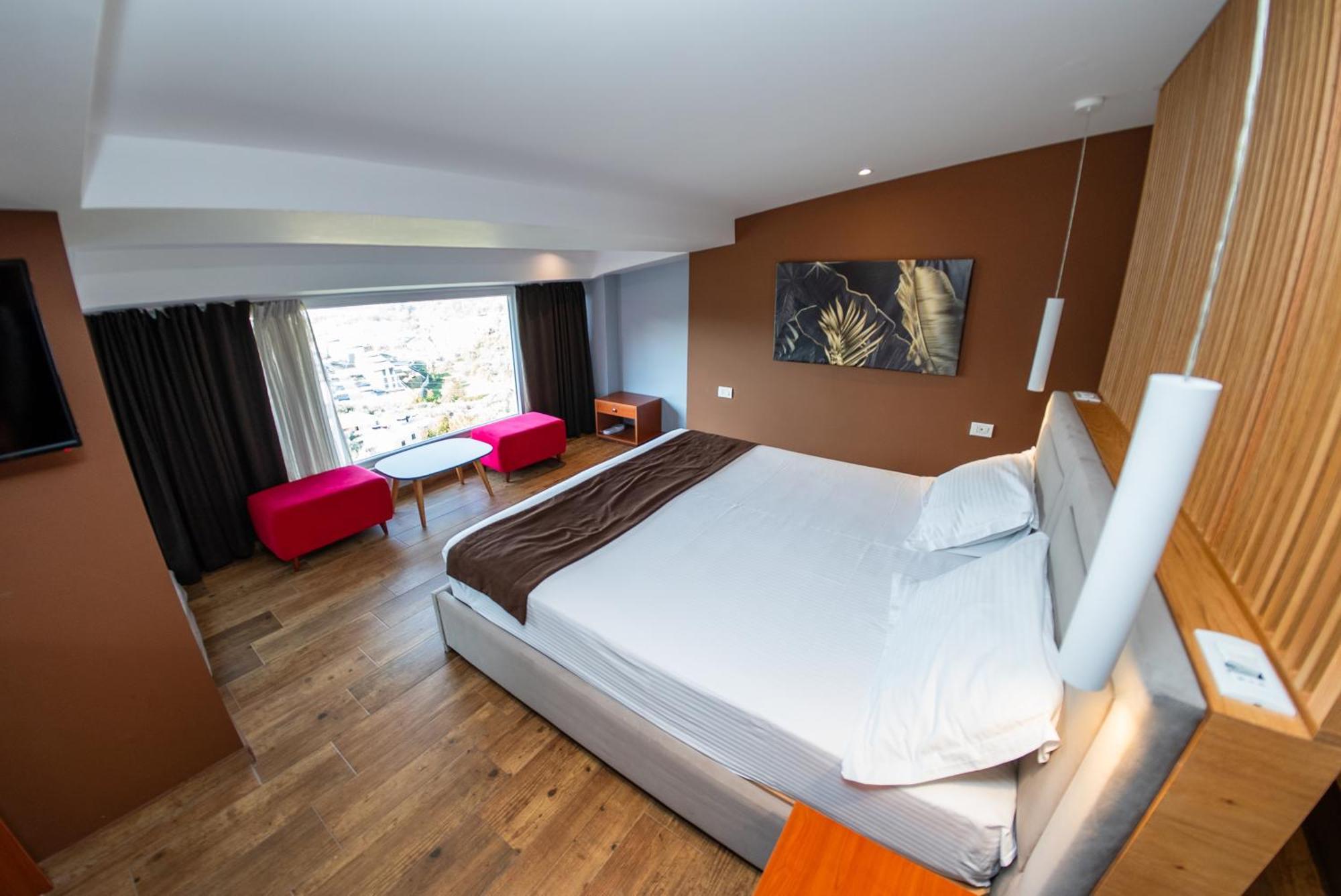 Olivar Hotel Tirana Selitë e Vogël Εξωτερικό φωτογραφία