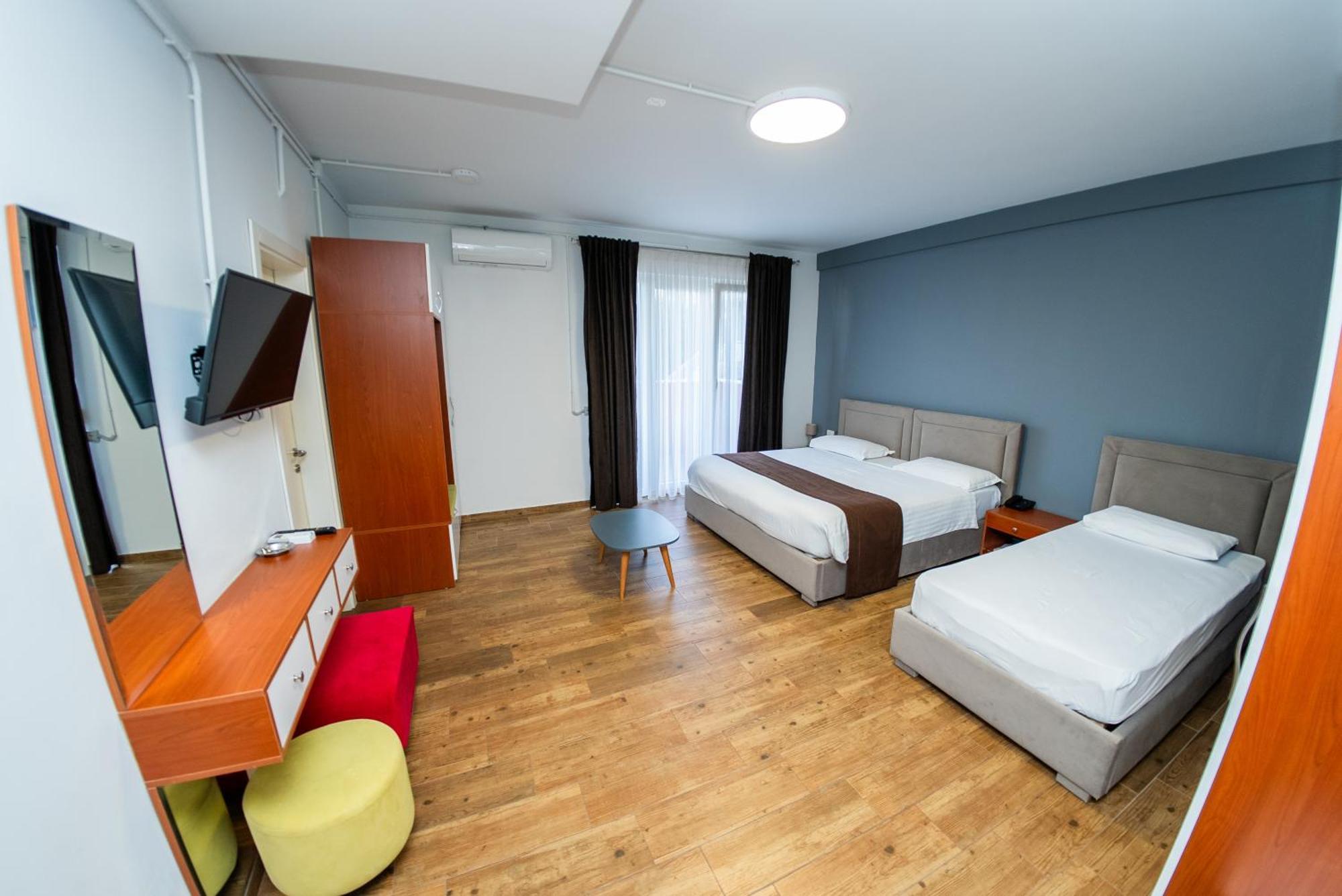 Olivar Hotel Tirana Selitë e Vogël Εξωτερικό φωτογραφία