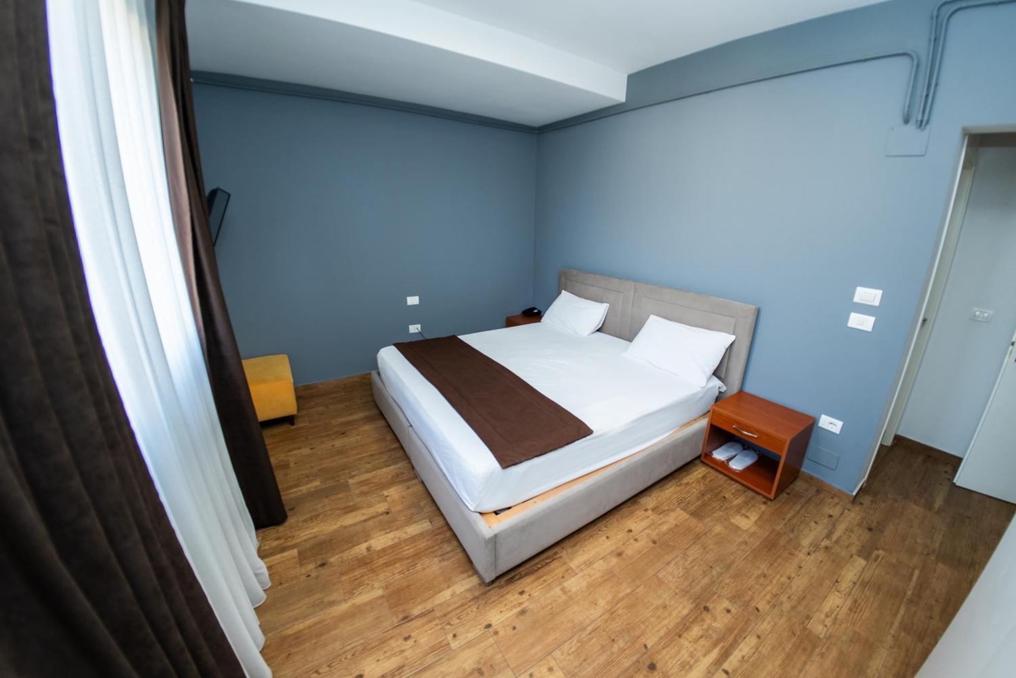 Olivar Hotel Tirana Selitë e Vogël Εξωτερικό φωτογραφία