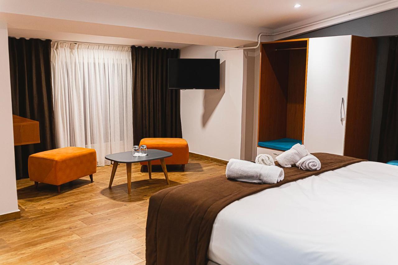 Olivar Hotel Tirana Selitë e Vogël Εξωτερικό φωτογραφία